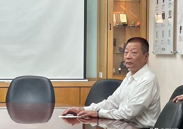 想报复董事长却炸伤同事女儿获刑5年想报复董事长却酿成悲剧，误炸伤同事女儿获刑五年